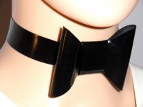 Large Latex Rubber Bow Choker