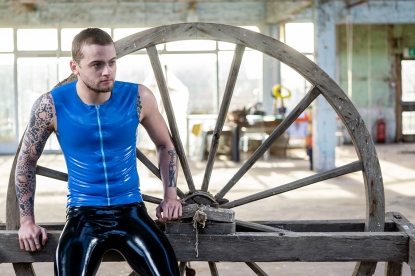 Hector Latex Rubber Sleeveless Zip T Shirt - Latex clothing